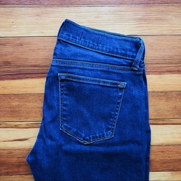 Gap Skinny Jeans - Picture 2 of 4